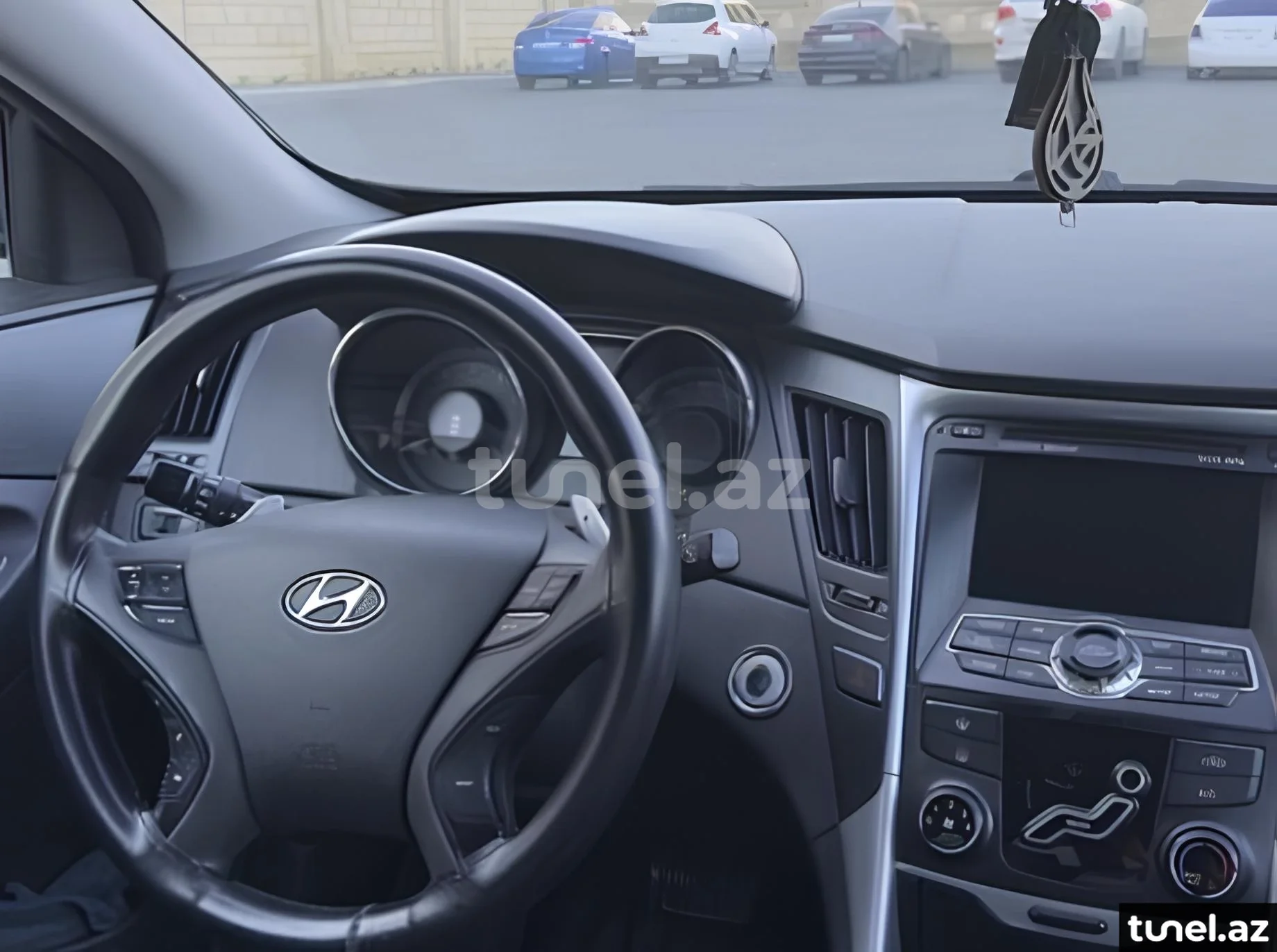 Hyundai Sonata 2011