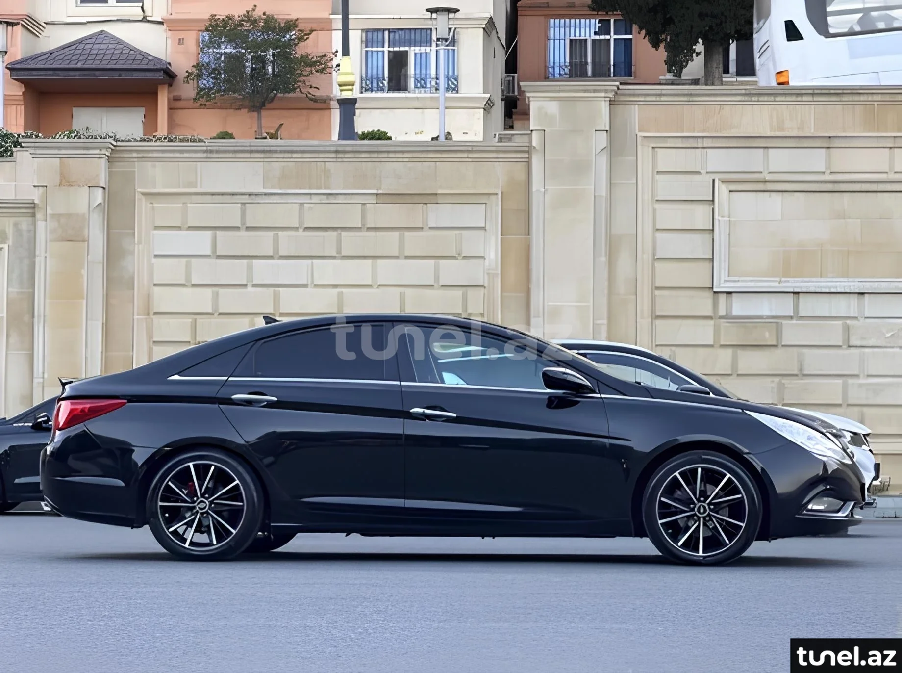 Hyundai Sonata 2011