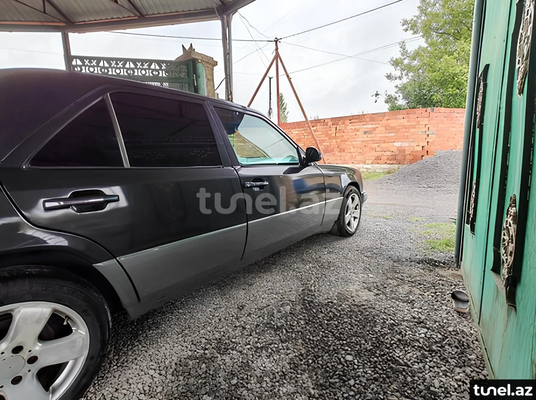 Mercedes 220 E 1994