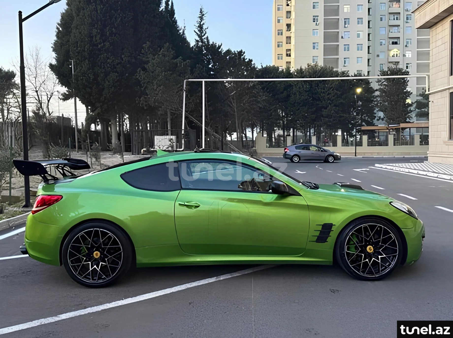 Hyundai Genesis Coupe 2010