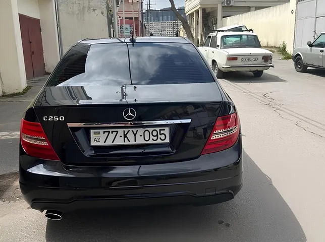 Mercedes C 250, 1.8 L, 2014 year, 160 000 km, Baku - Price: 24 500 ₼ - Tunel.az
