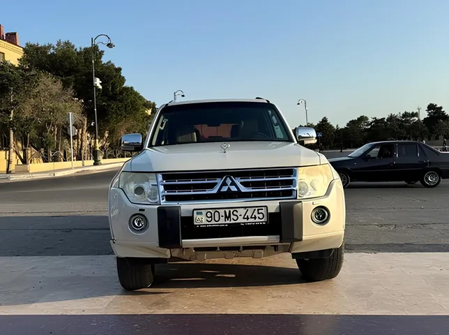 Mitsubishi Pajero, 3.5 L, 2011 წელი, 238 400 km, Baku - ფასი: 22 300 ₼ - Tunel.az