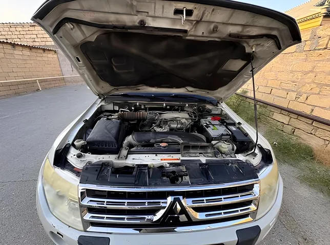 Mitsubishi Pajero, 3.5 L, 2011 წელი, 238 400 km, Baku - ფასი: 22 300 ₼ - Tunel.az
