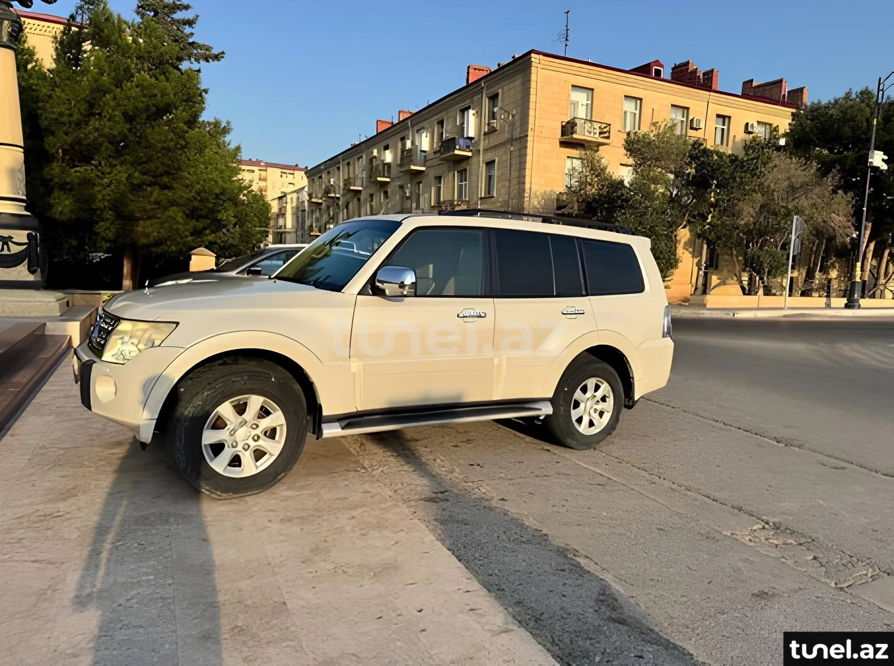 Mitsubishi Pajero 2011