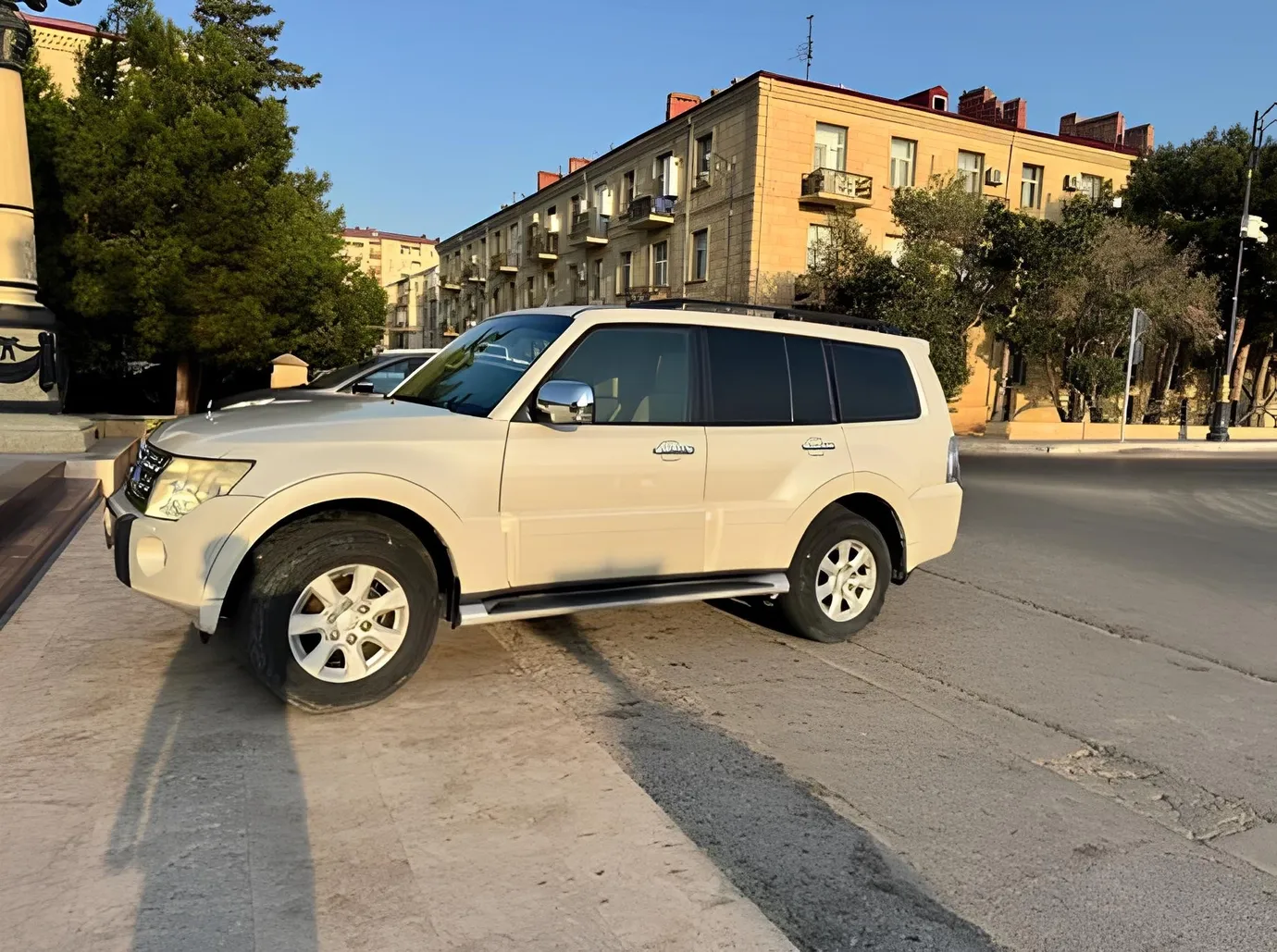 Mitsubishi Pajero, 3.5 L, 2011 წელი, 238 400 km, Baku - ფასი: 22 300 ₼ - Tunel.az