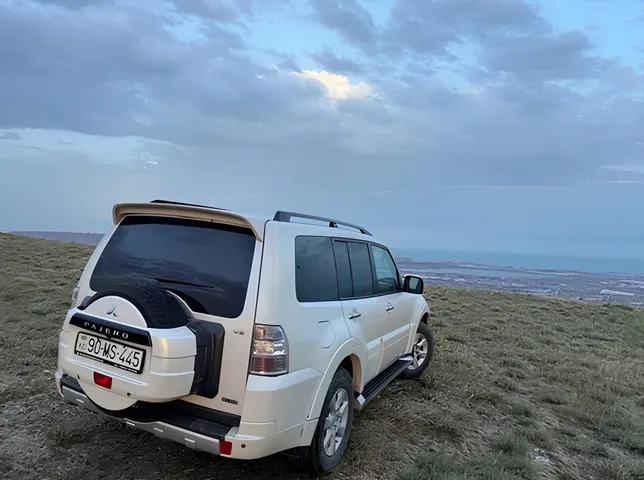 Mitsubishi Pajero, 3.5 L, 2011 წელი, 238 400 km, Baku - ფასი: 22 300 ₼ - Tunel.az
