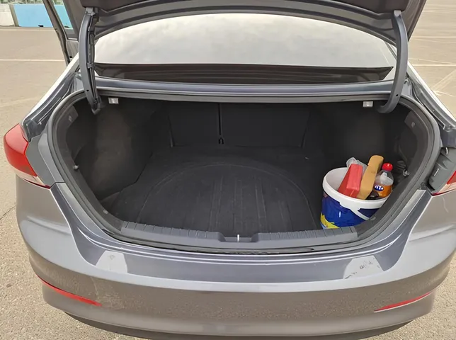 Hyundai Elantra, 2.0 L, 2018 год, 149 000 km, Баку - Цена: 22 300 ₼ - Tunel.az