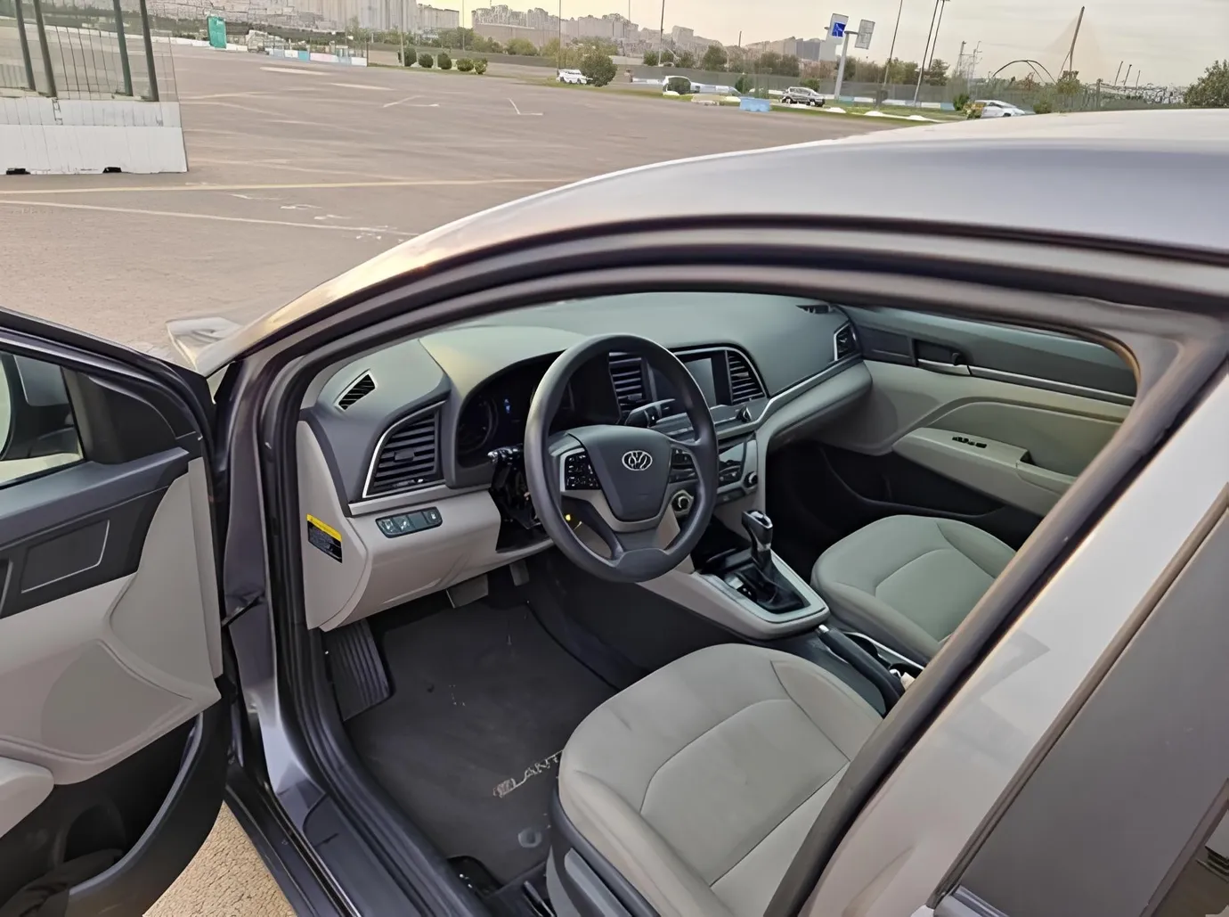 Hyundai Elantra, 2.0 L, 2018 год, 149 000 km, Баку - Цена: 22 300 ₼ - Tunel.az