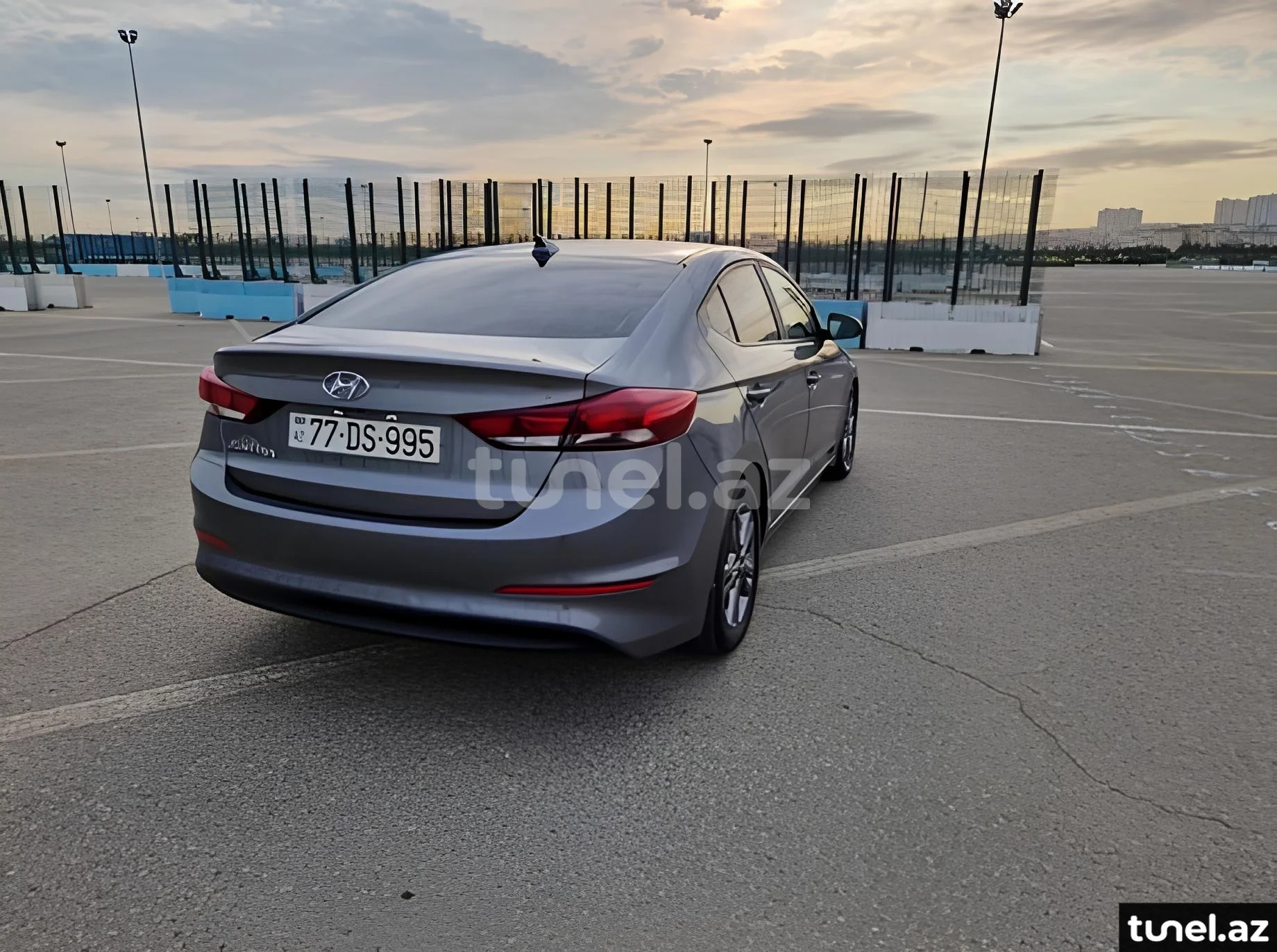 Hyundai Elantra 2018