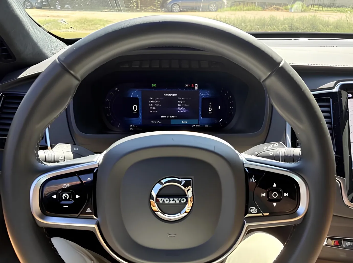 Volvo XC90, 2.0 L, 2024 год, 38 000 km, Баку - Цена: 93 000 ₼ - Tunel.az
