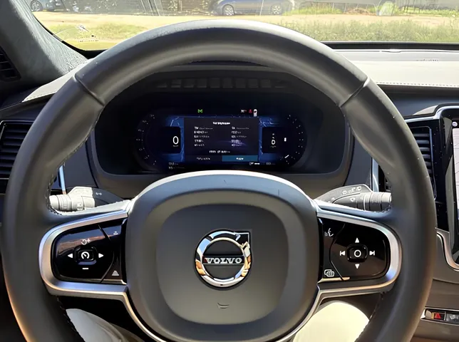 Volvo XC90, 2.0 L, 2024 год, 38 000 km, Баку - Цена: 93 000 ₼ - Tunel.az