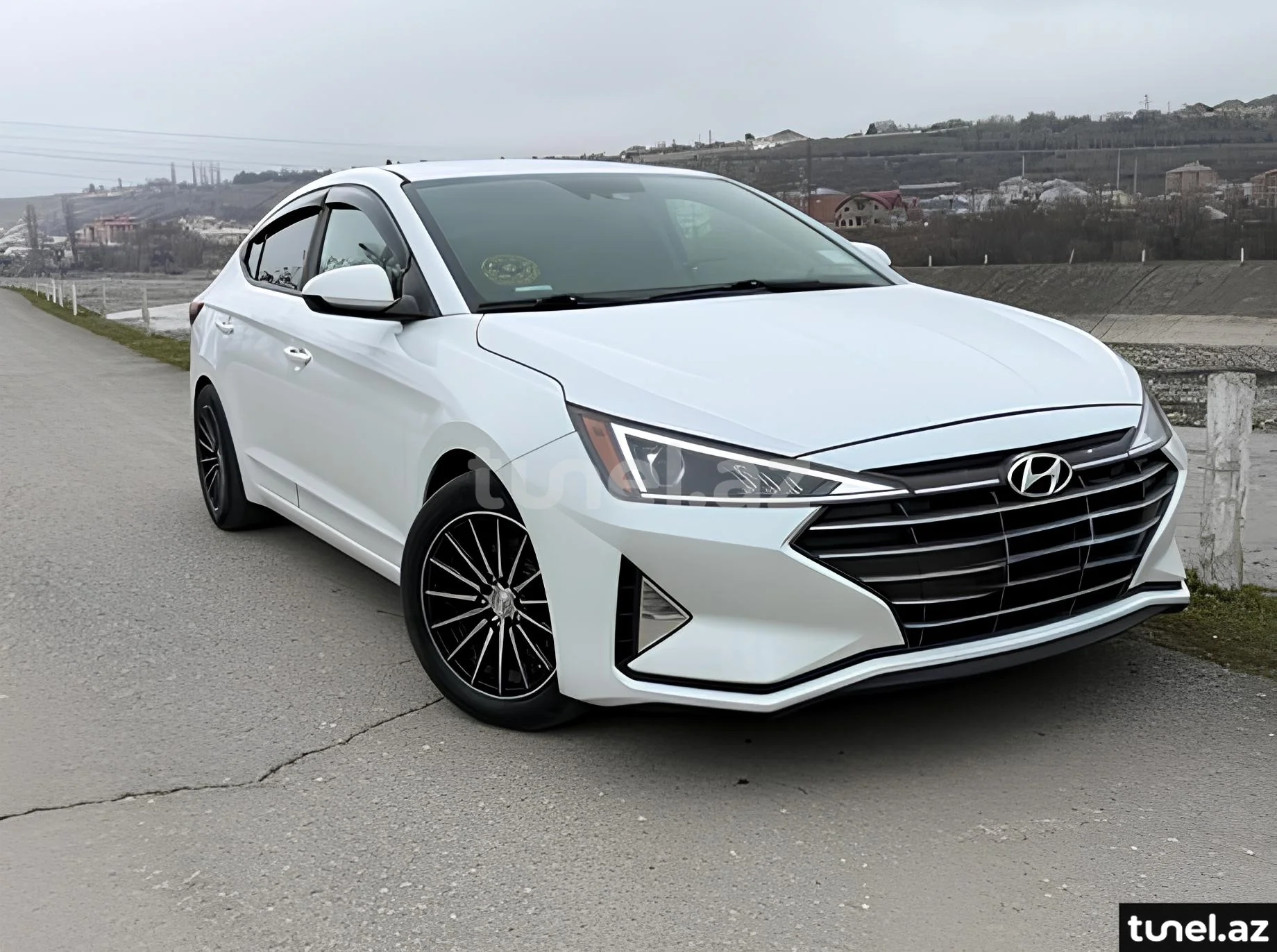 Hyundai Elantra 2019