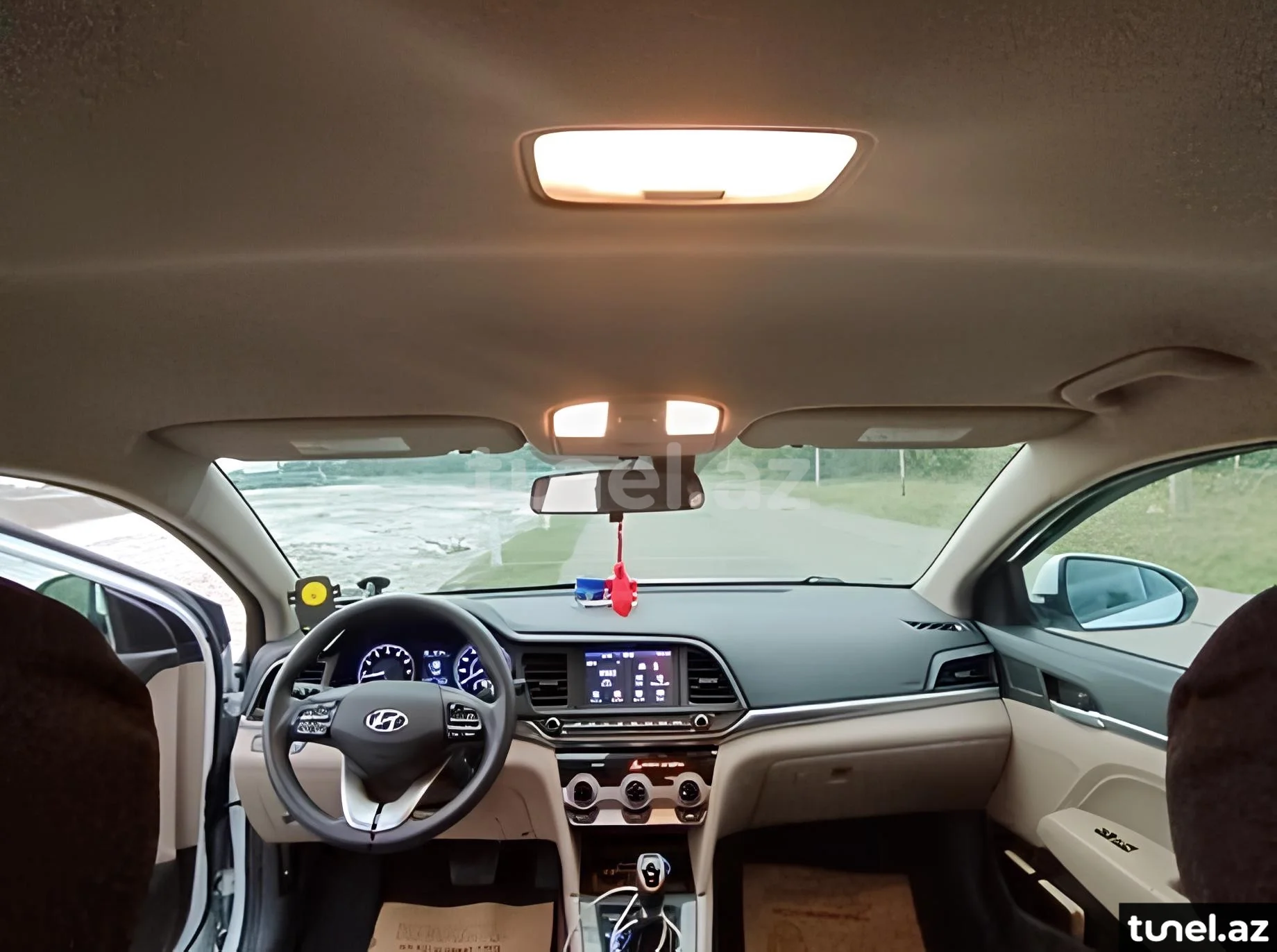 Hyundai Elantra 2019
