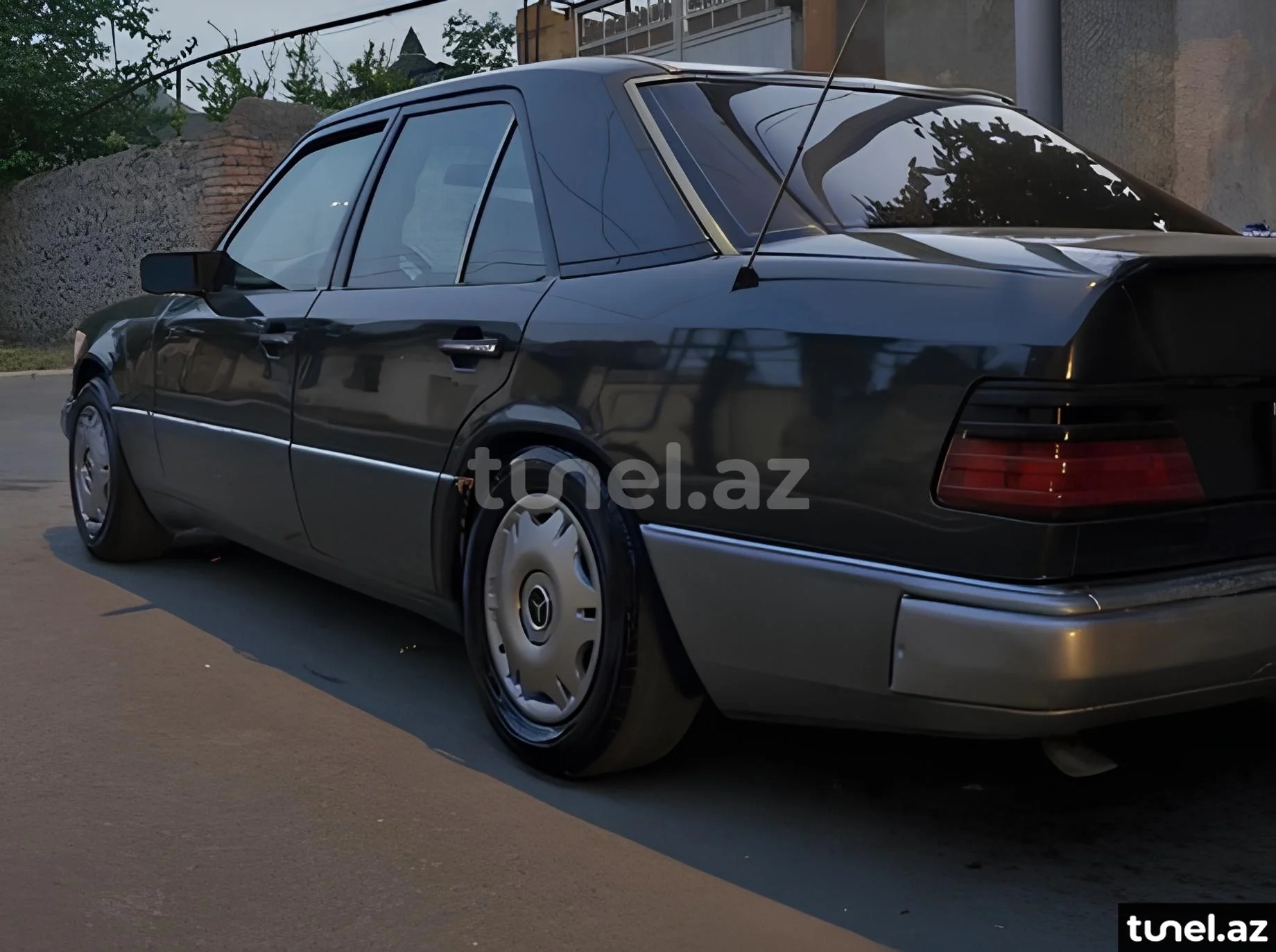 Mercedes 230 E 1992