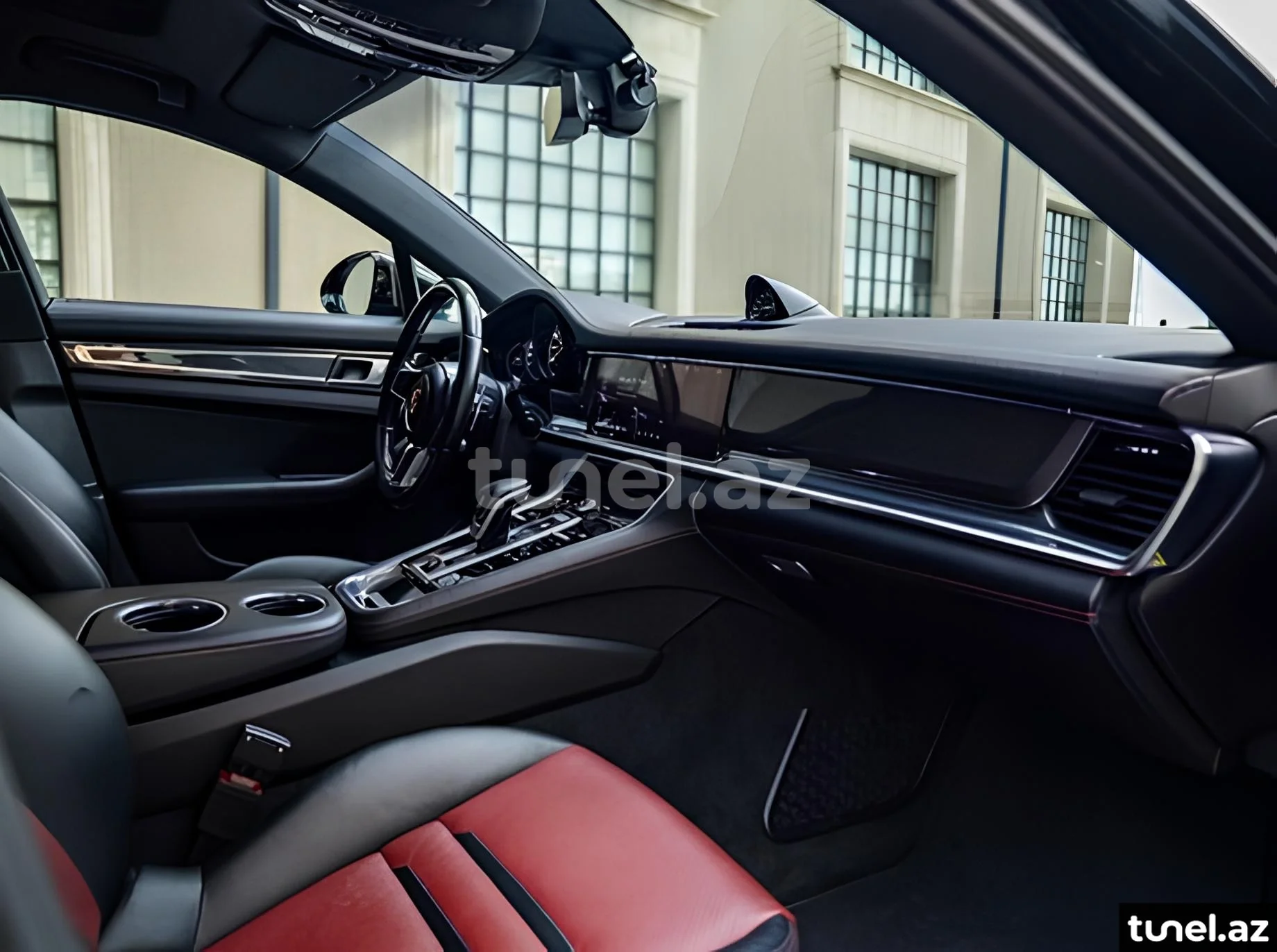 Porsche Panamera 4 E-Hybrid 2020