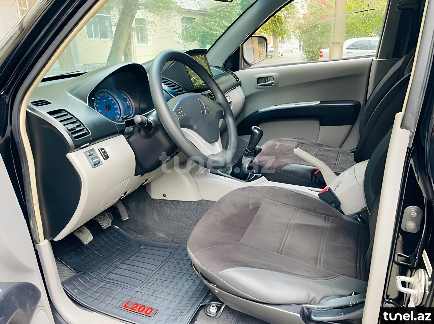 Mitsubishi L200 2008