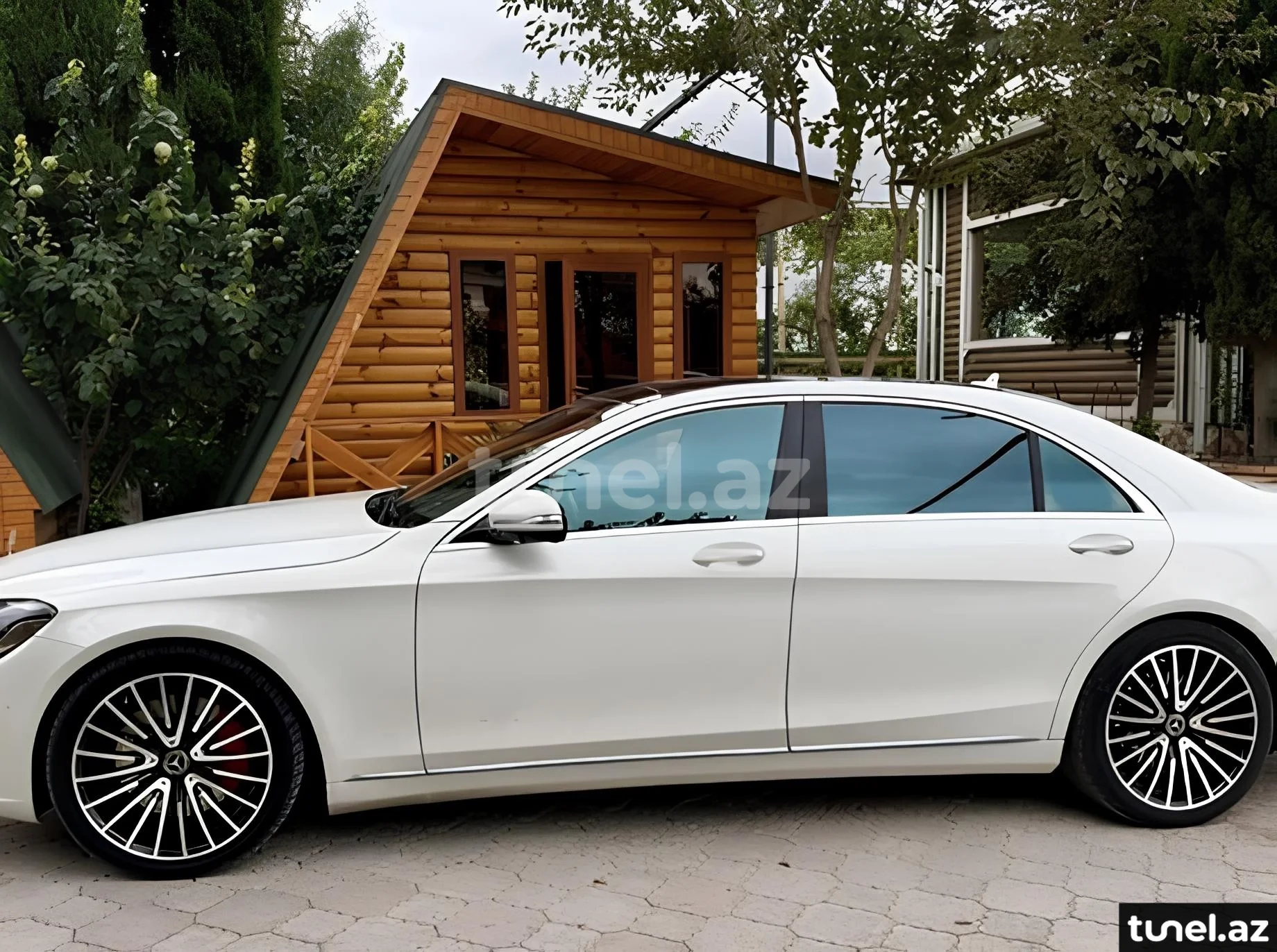 Mercedes S 550 e 2016