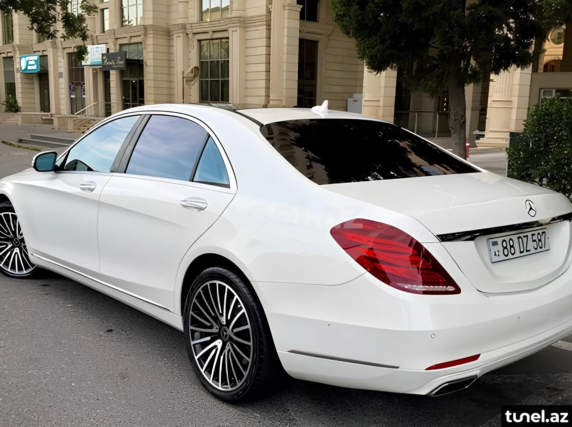 Mercedes S 550 e 2016