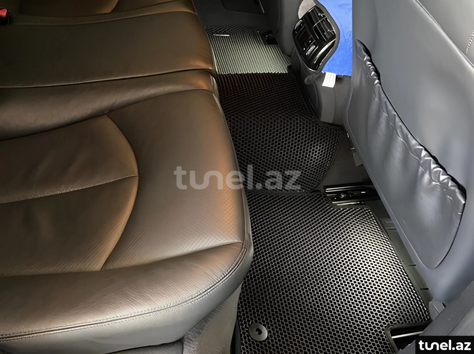 Mercedes E 270 2003