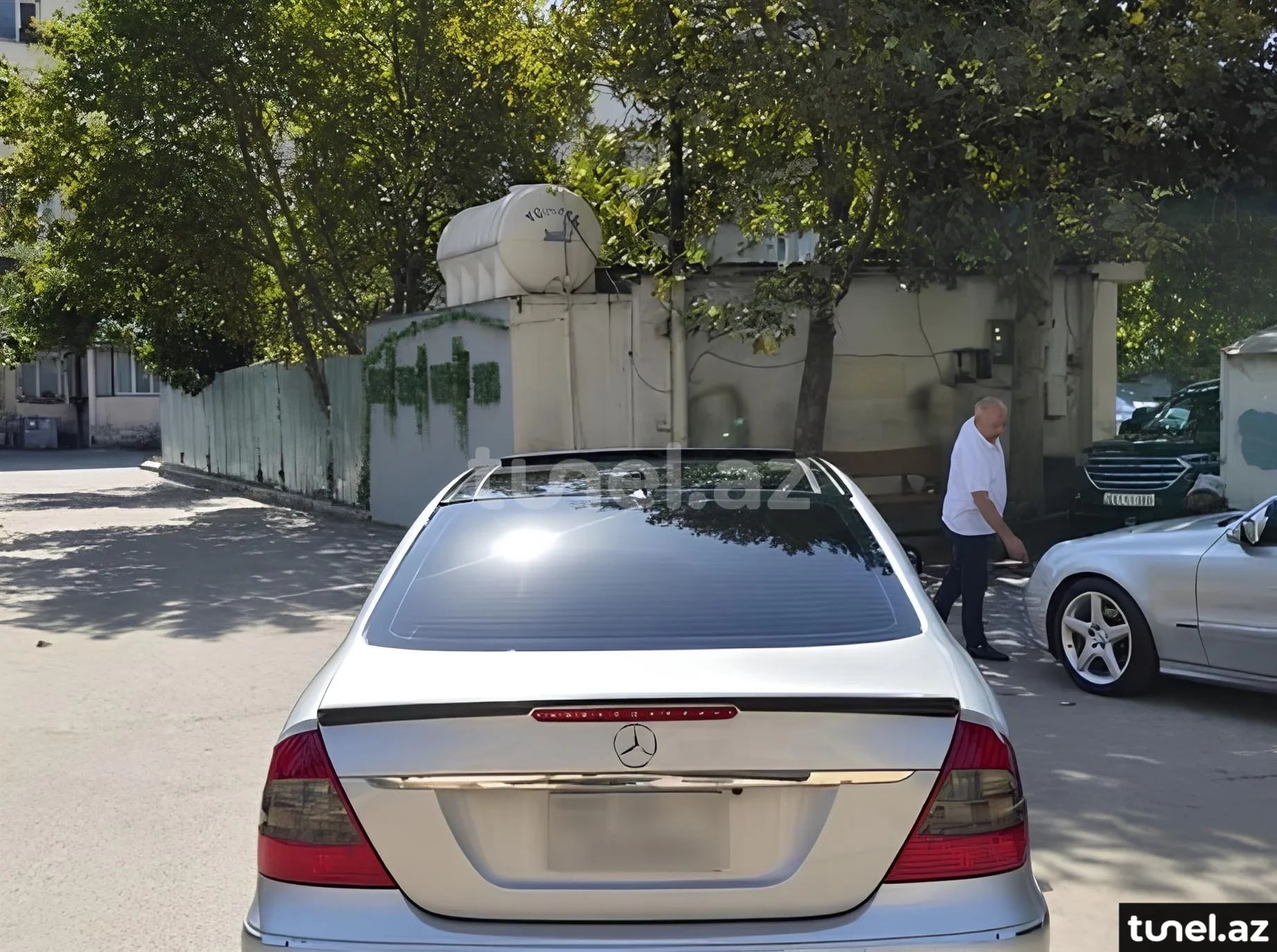Mercedes E 270 2003