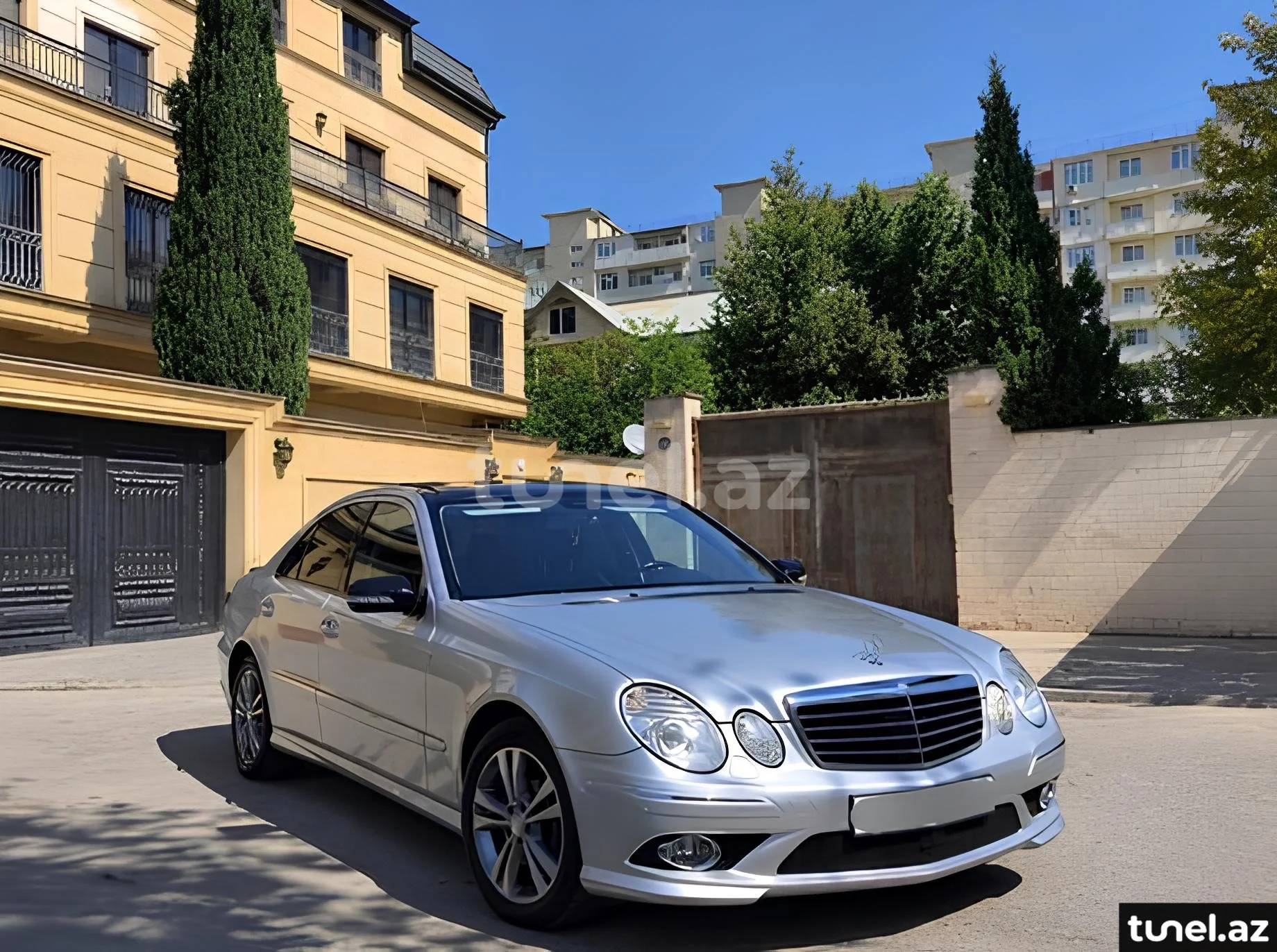 Mercedes E 270 2003