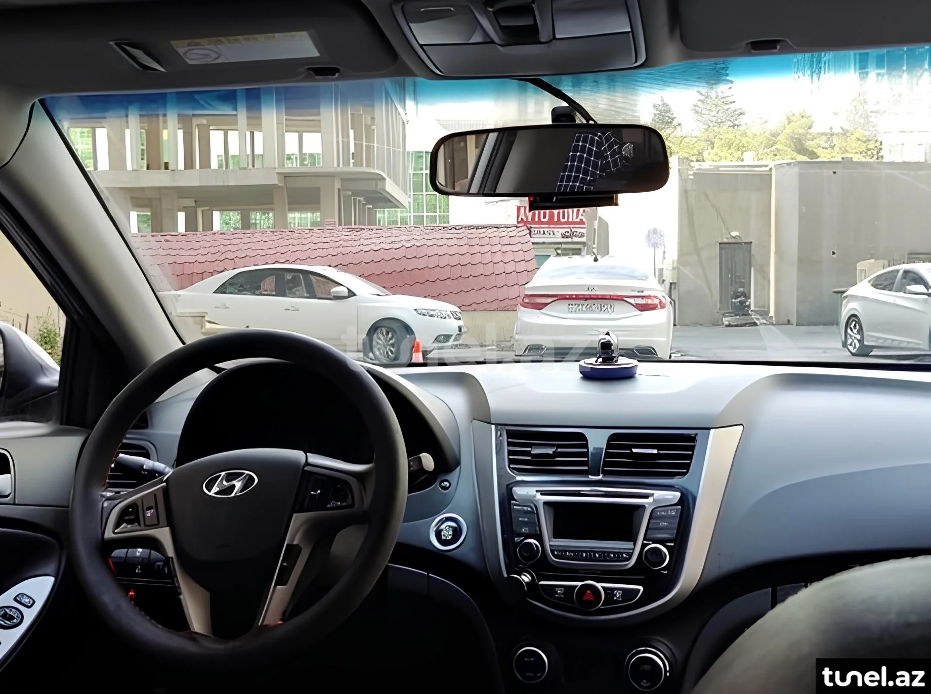 Hyundai Accent 2015