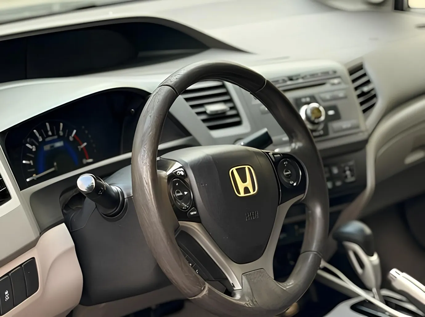 Honda Civic, 1.5 L, 2011 წელი, 300 000 km, Baku - ფასი: 11 500 ₼ - Tunel.az