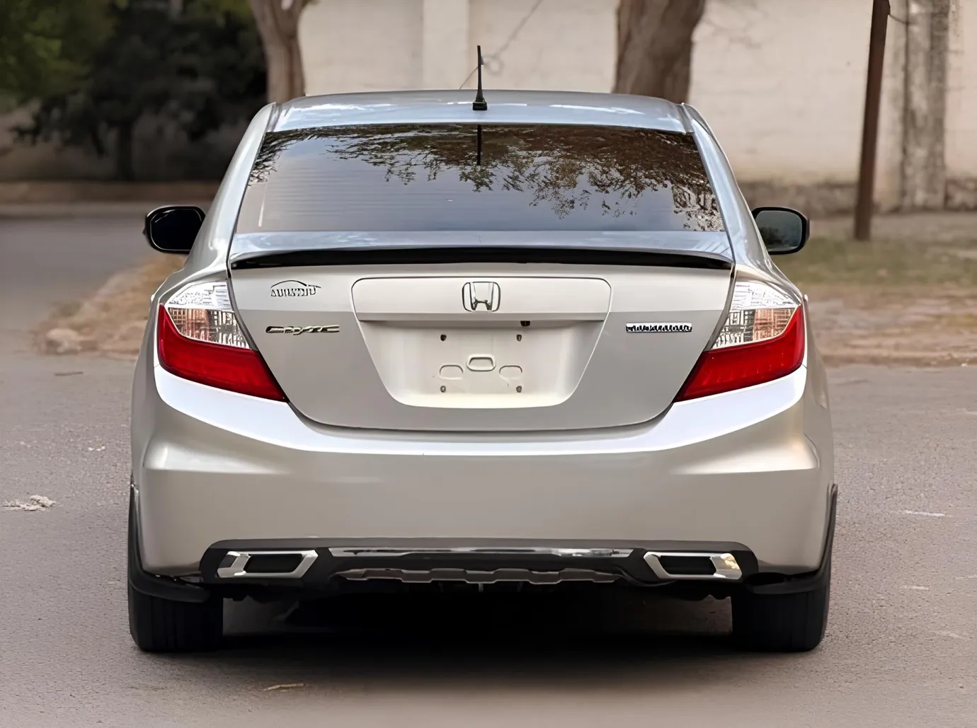 Honda Civic, 1.5 L, 2011 წელი, 300 000 km, Baku - ფასი: 11 500 ₼ - Tunel.az
