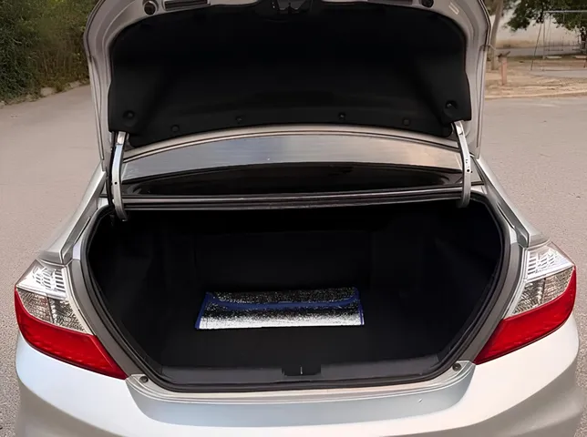 Honda Civic, 1.5 L, 2011 წელი, 300 000 km, Baku - ფასი: 11 500 ₼ - Tunel.az