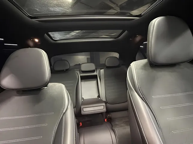 Mercedes C 300 e, 2.0 L, 2022 year, 37 500 km, Baku - Price: 71 230 ₼ - Tunel.az