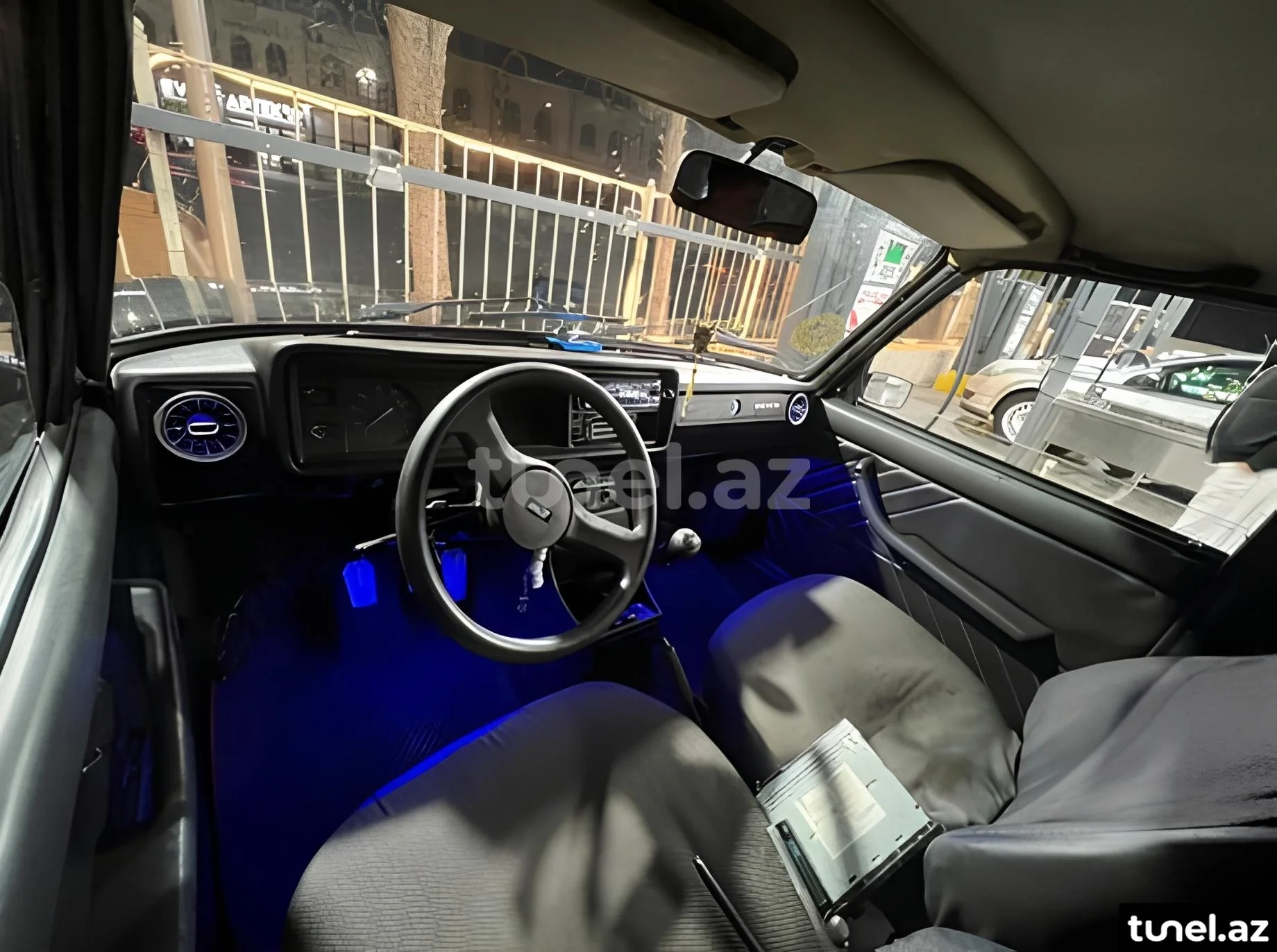LADA (VAZ) 2107 2011