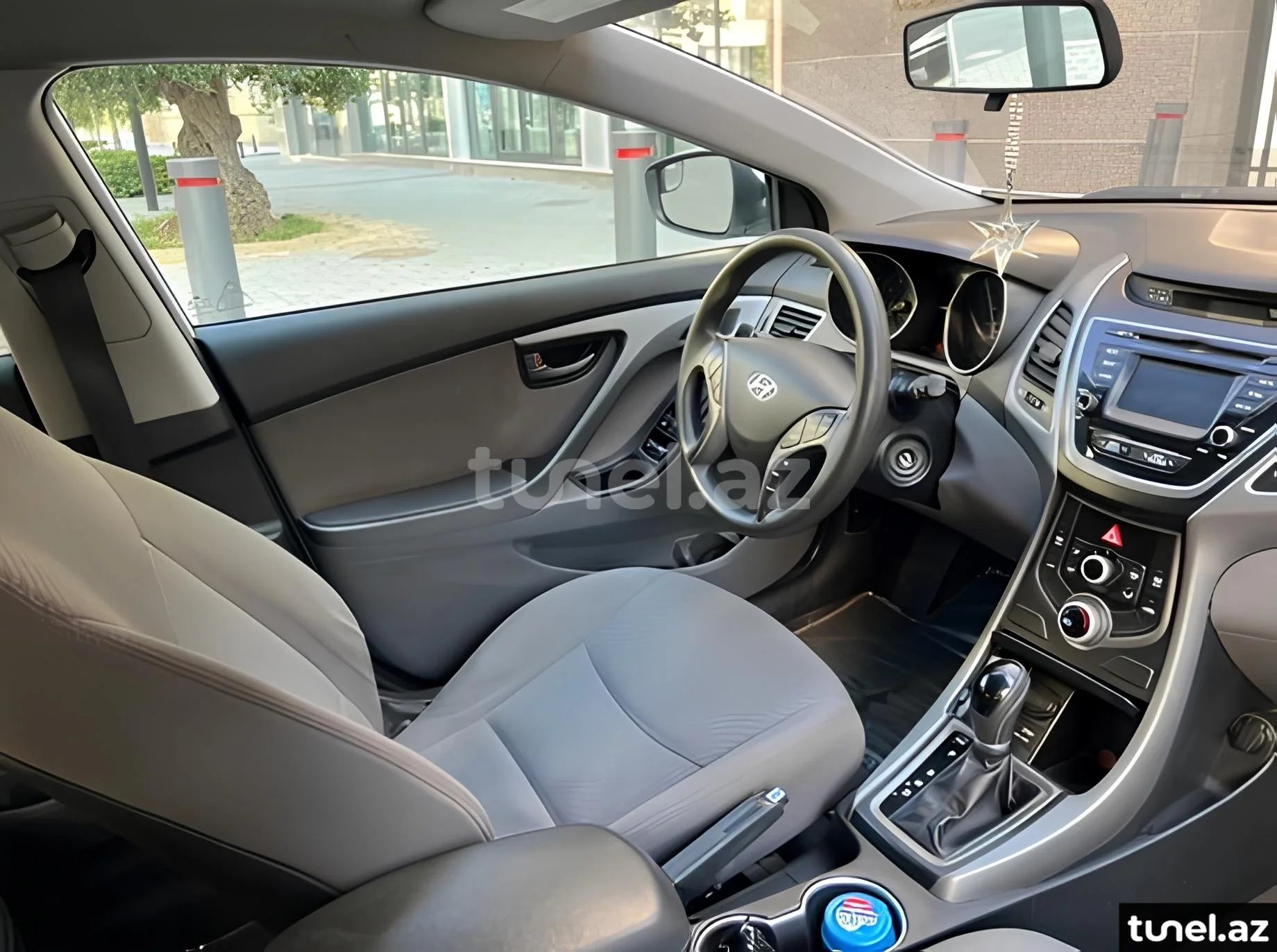 Hyundai Elantra 2015