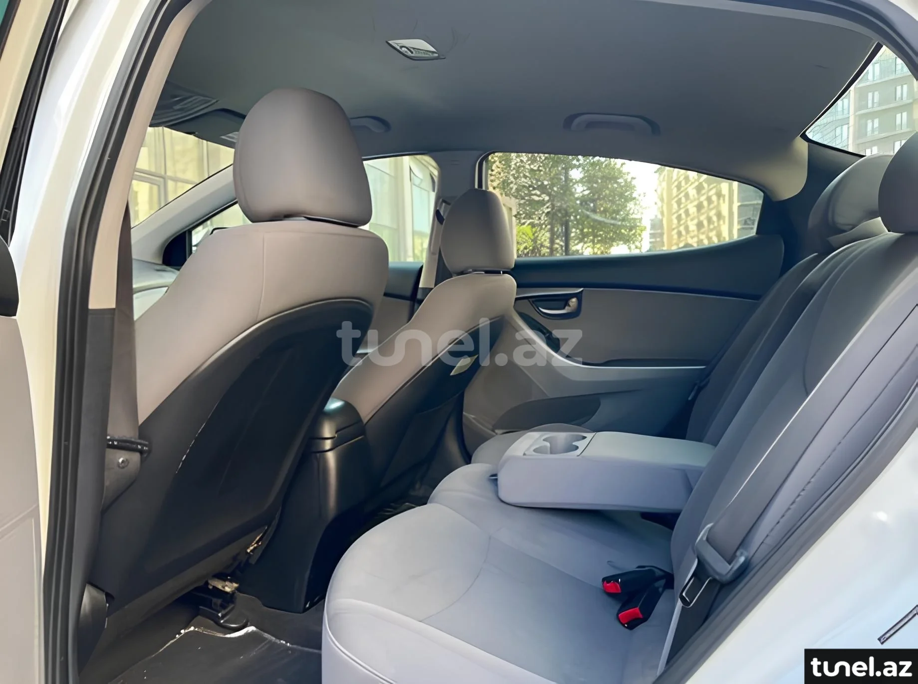 Hyundai Elantra 2015