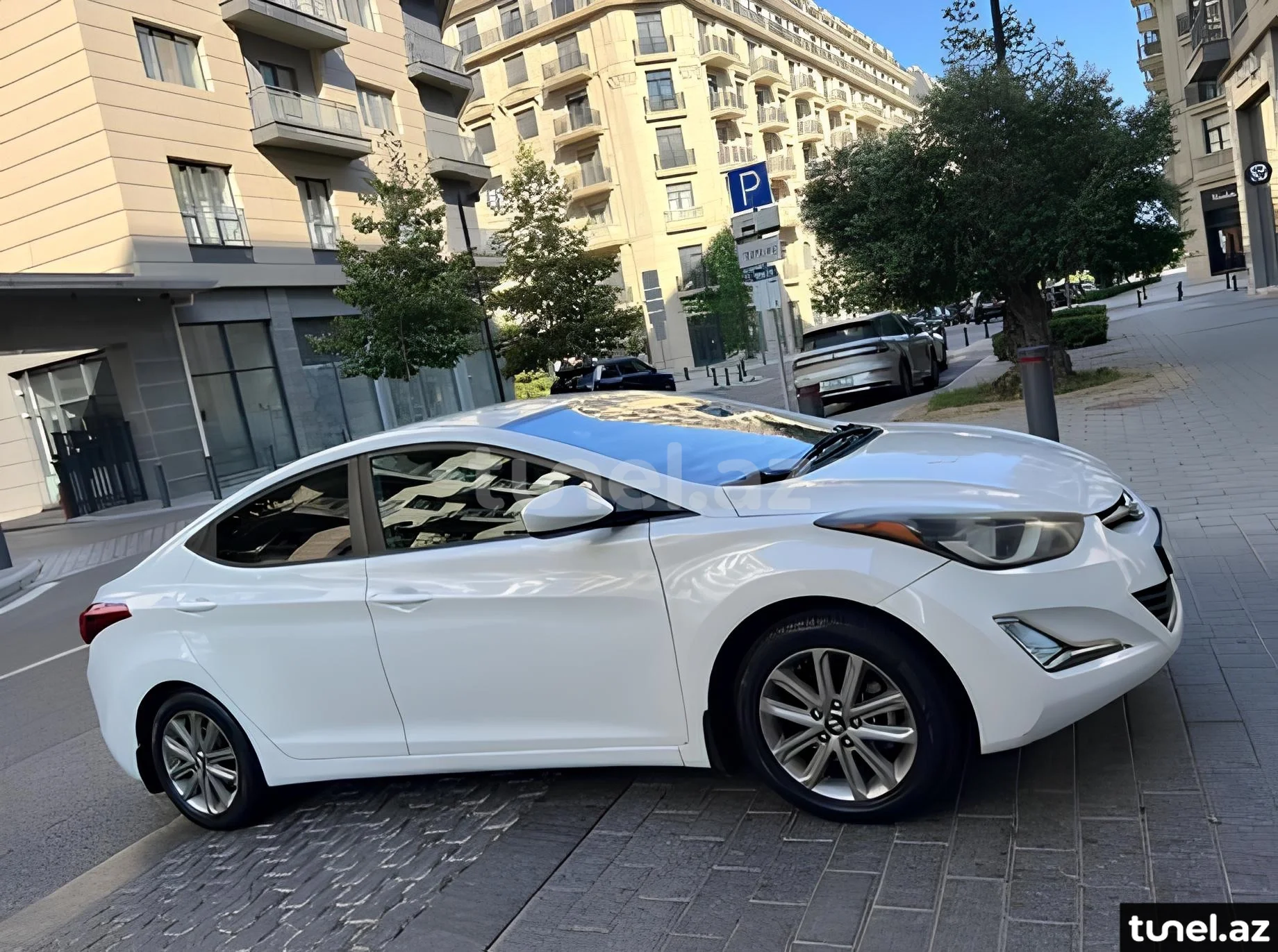 Hyundai Elantra 2015
