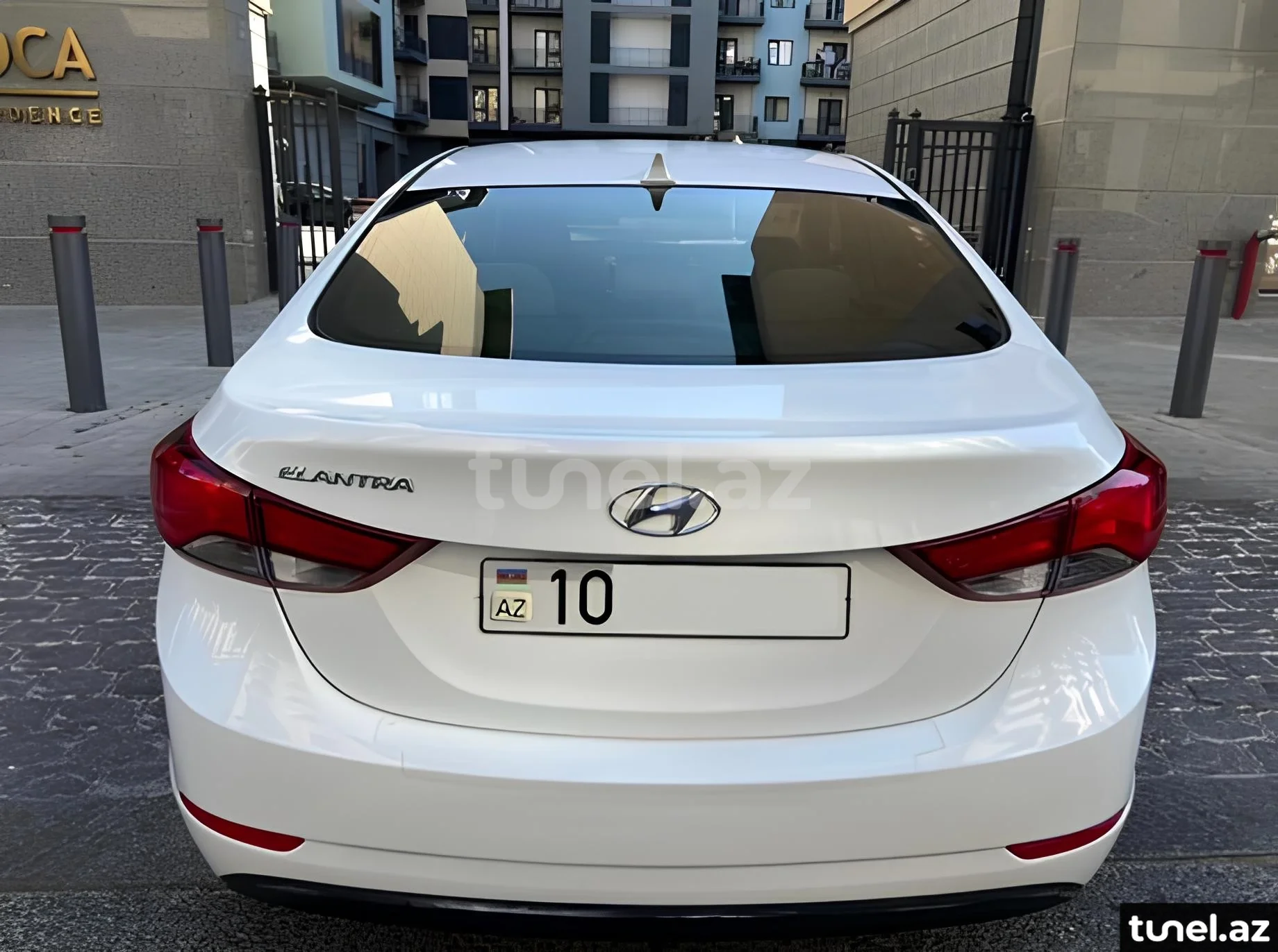 Hyundai Elantra 2015