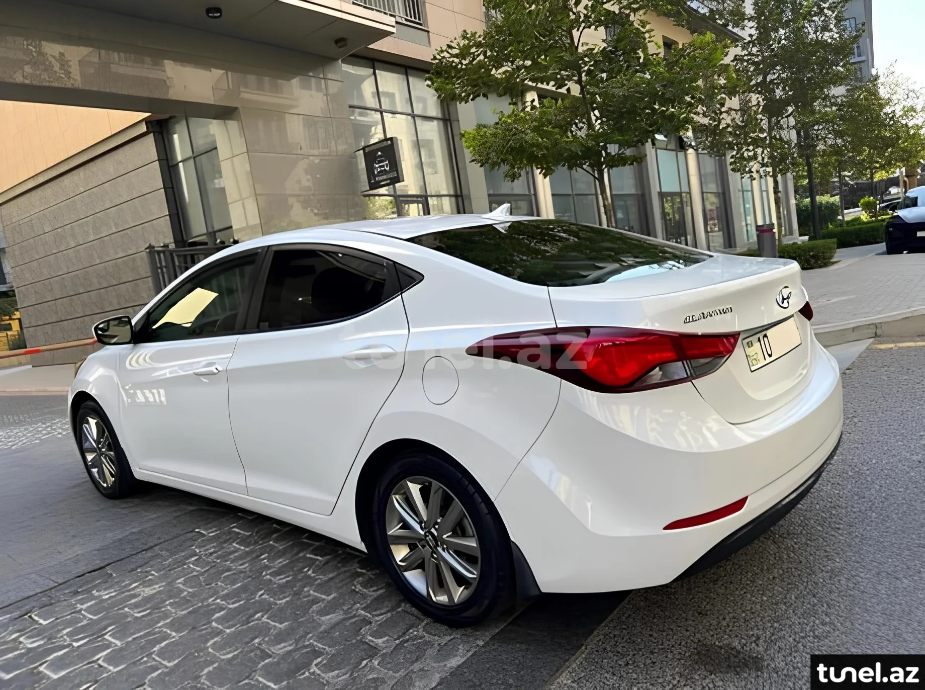 Hyundai Elantra 2015
