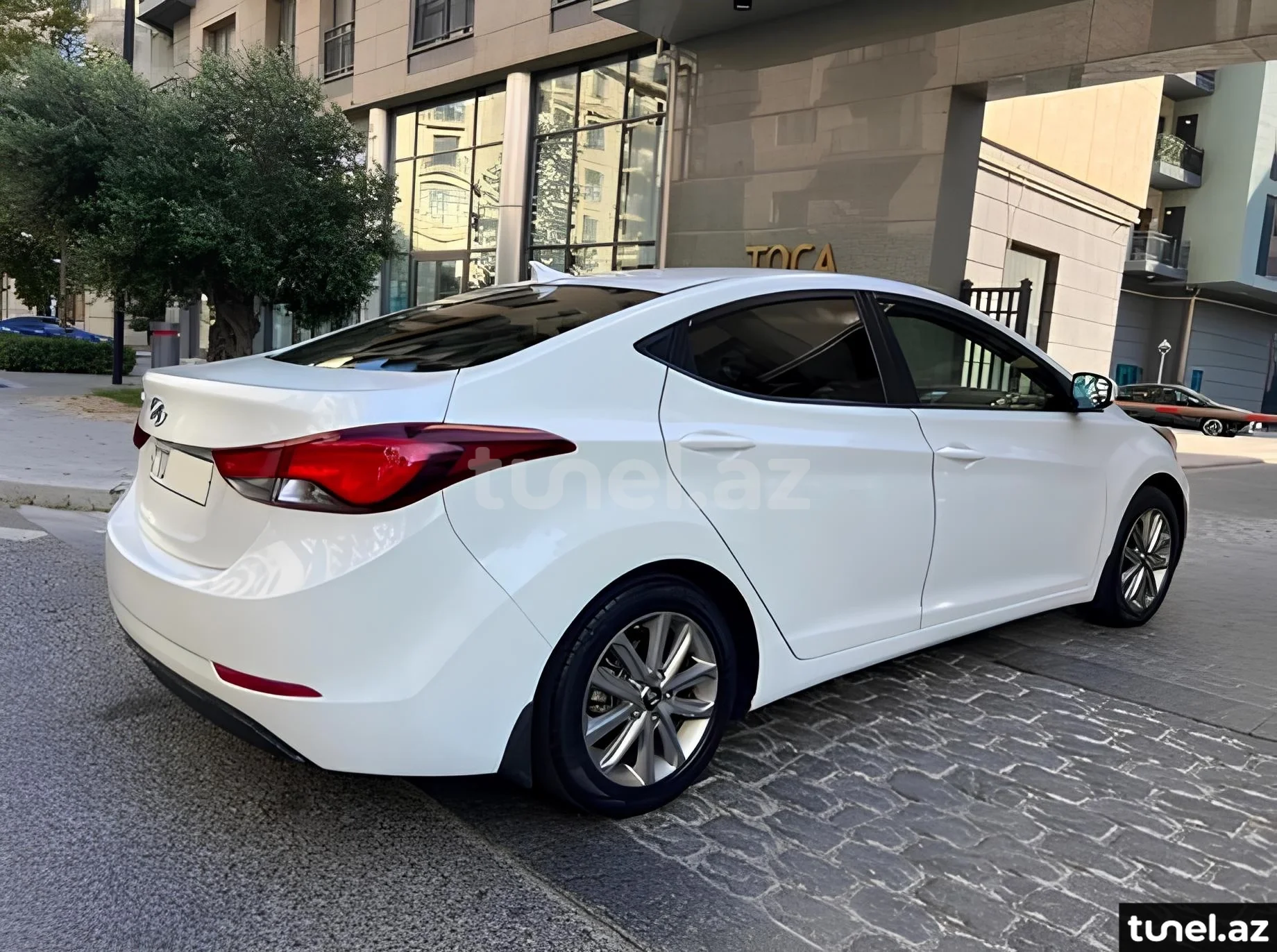 Hyundai Elantra 2015