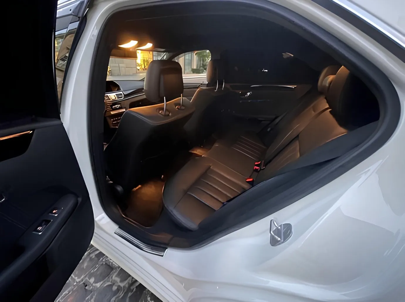 Mercedes E 400, 3.5 L, 2014 год, 110 000 km, Баку - Цена: 33 500 ₼ - Tunel.az