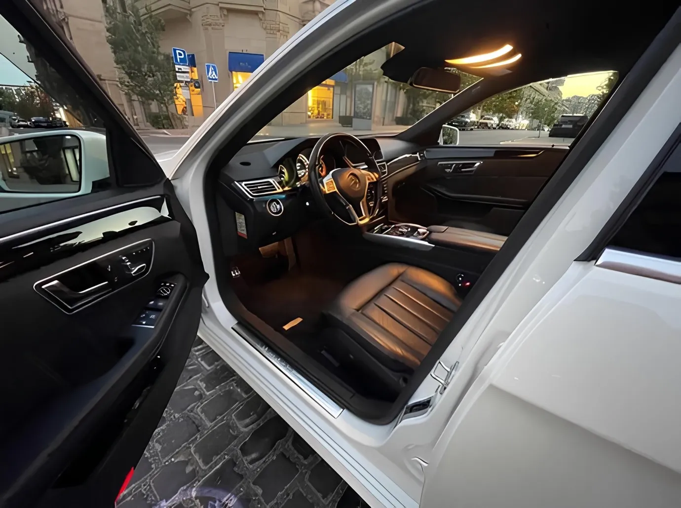 Mercedes E 400, 3.5 L, 2014 год, 110 000 km, Баку - Цена: 33 500 ₼ - Tunel.az