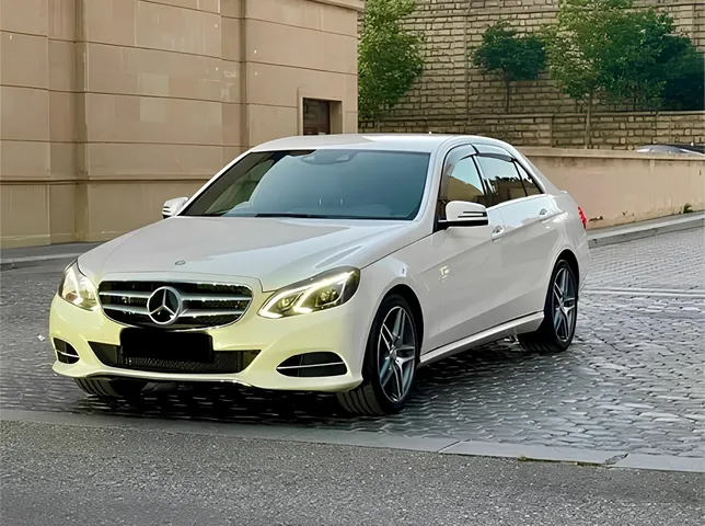 Mercedes E 400, 3.5 L, 2014 год, 110 000 km, Баку - Цена: 33 500 ₼ - Tunel.az