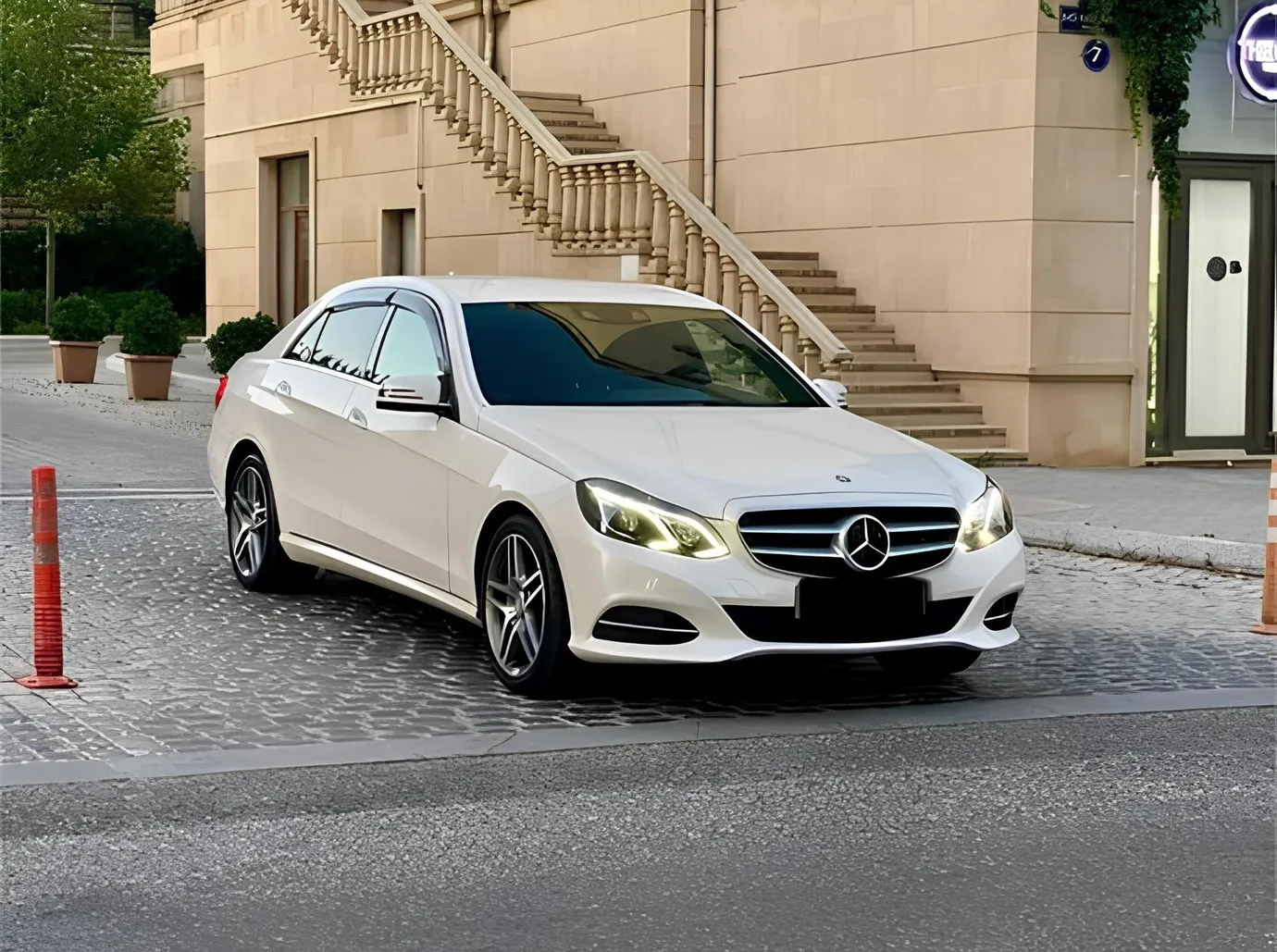 Mercedes E 400, 3.5 L, 2014 год, 110 000 km, Баку - Цена: 33 500 ₼ - Tunel.az