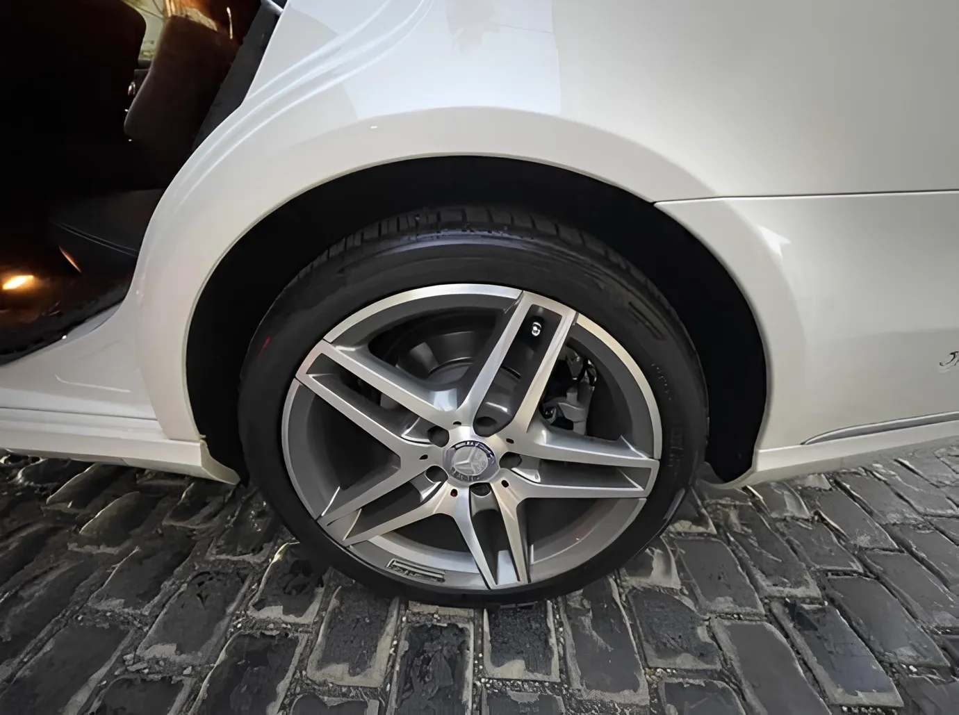 Mercedes E 400, 3.5 L, 2014 год, 110 000 km, Баку - Цена: 33 500 ₼ - Tunel.az