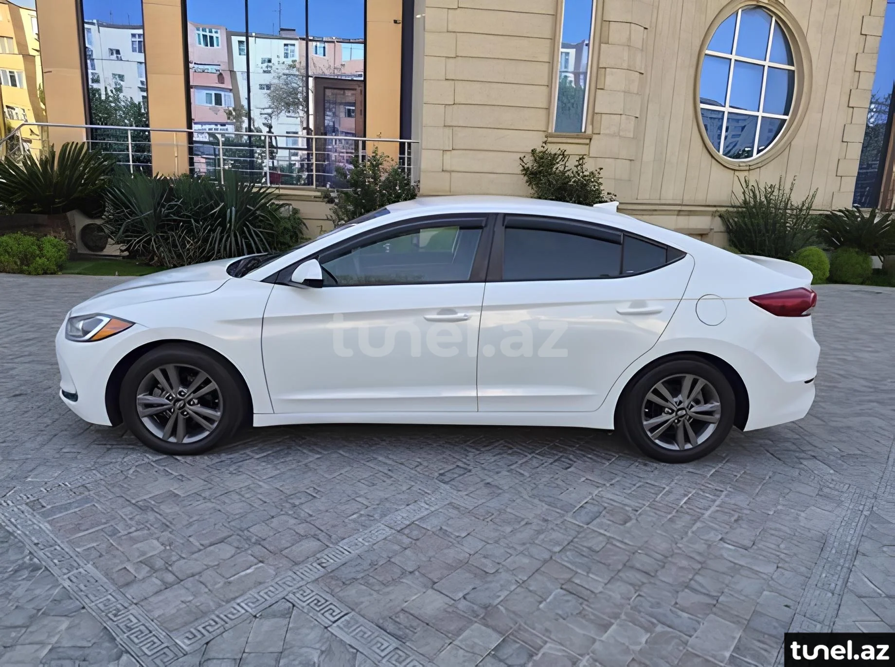 Hyundai Elantra 2018