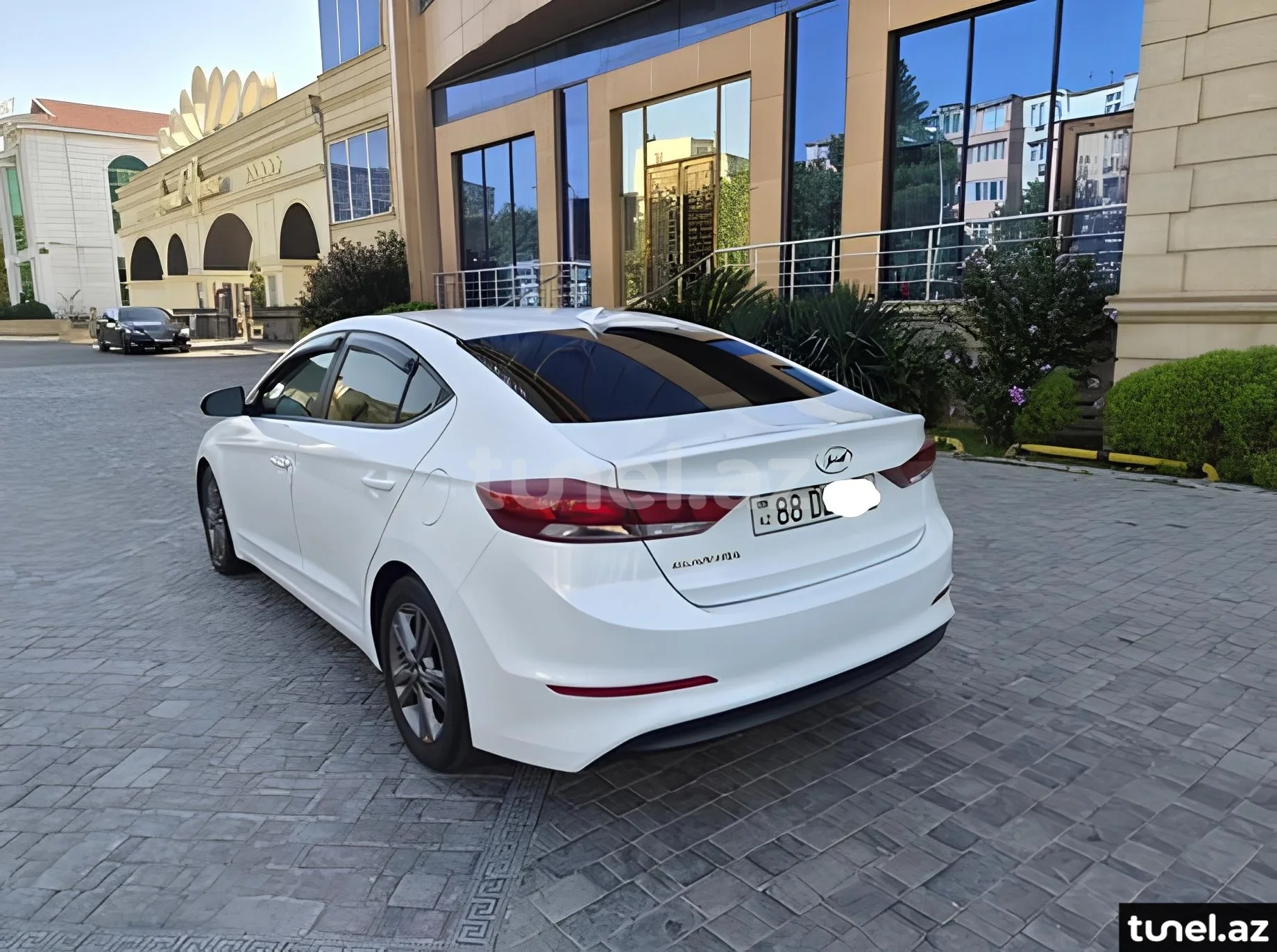 Hyundai Elantra 2018