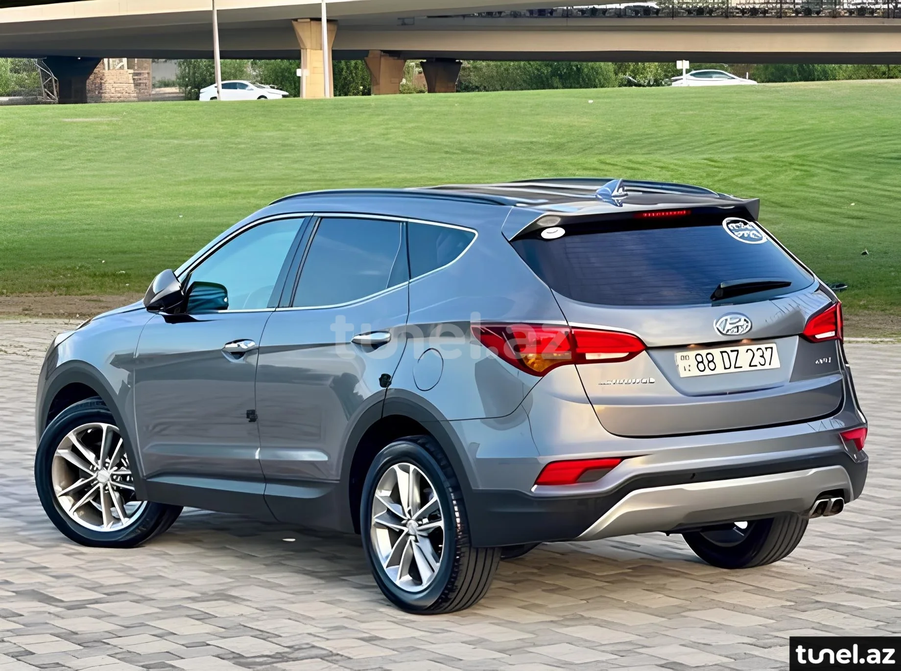 Hyundai Santa Fe 2016