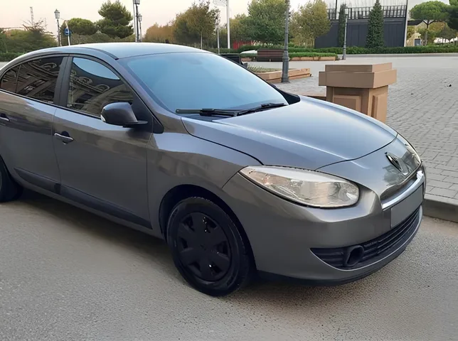 Renault Fluence, 1.6 L, 2011 year, 300 300 km, Baku - Price: 9 000 ₼ - Tunel.az