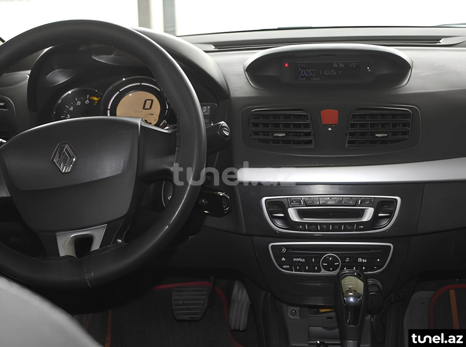 Renault Fluence 2011