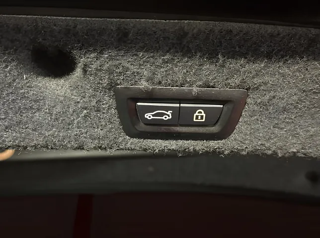 BMW 328, 2.0 L, 2013 год, 280 000 km, Баку - Цена: 24 900 ₼ - Tunel.az