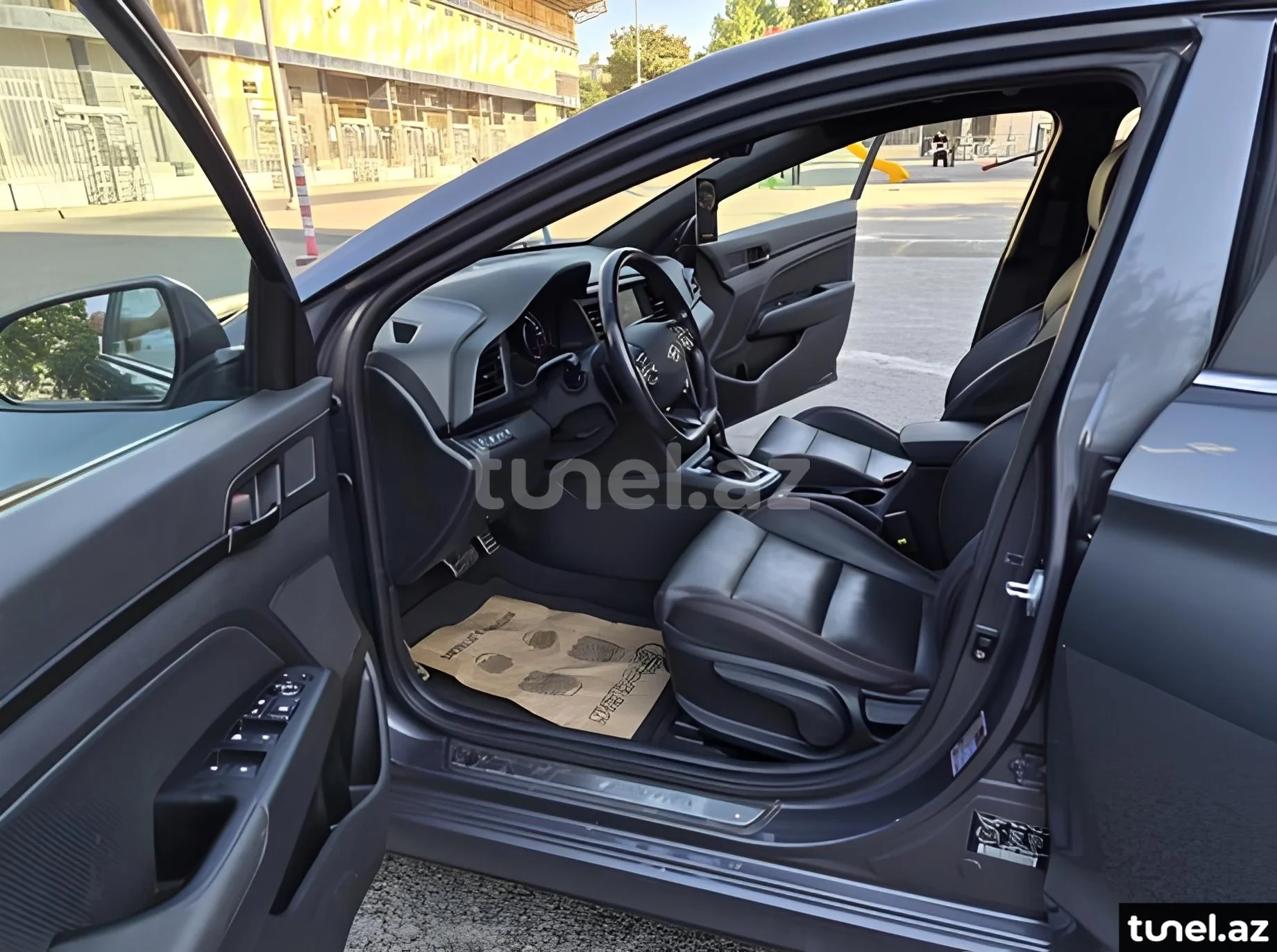 Hyundai Elantra 2019
