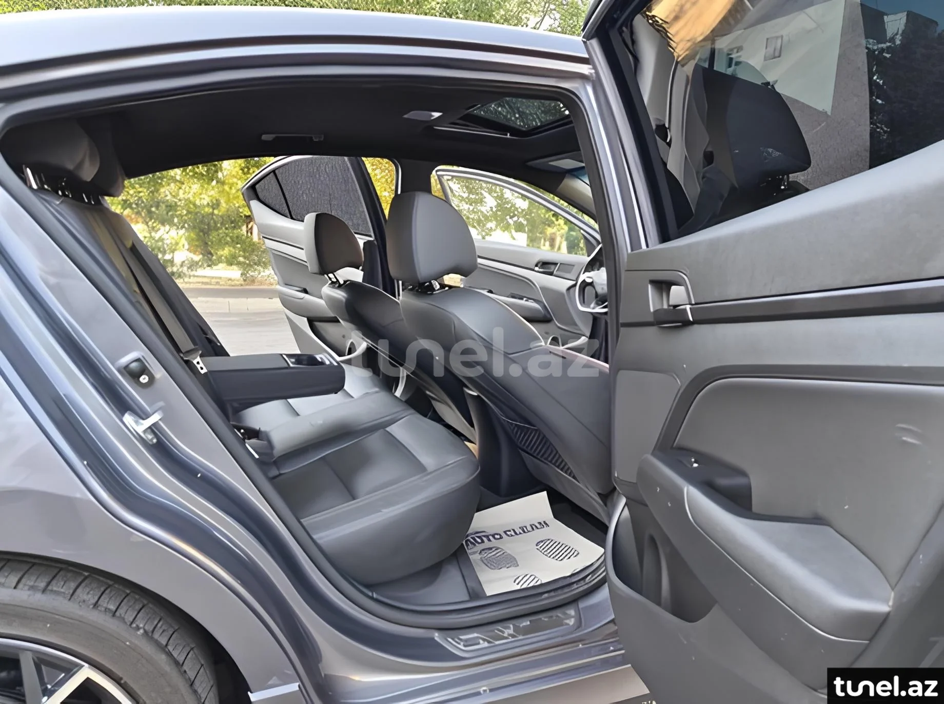 Hyundai Elantra 2019